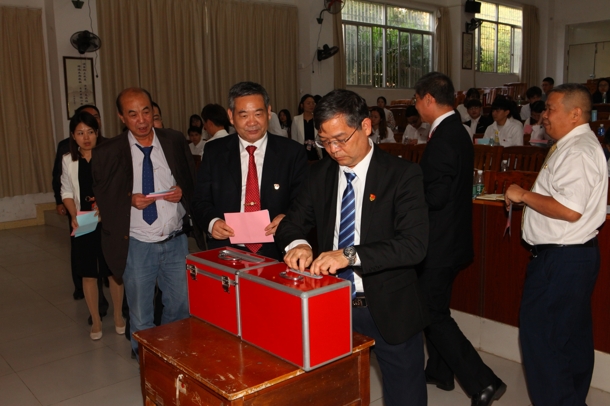 D:\Backup\桌面\新闻\1225经济学院召开党员大会\7选举新一届党总支委员和纪检小组委员(发文稿).jpg D:\Backup\桌面\新闻\1225经济学院召开党员大会\7选举新一届党总支委员和纪检小组委员(发文稿).jpg